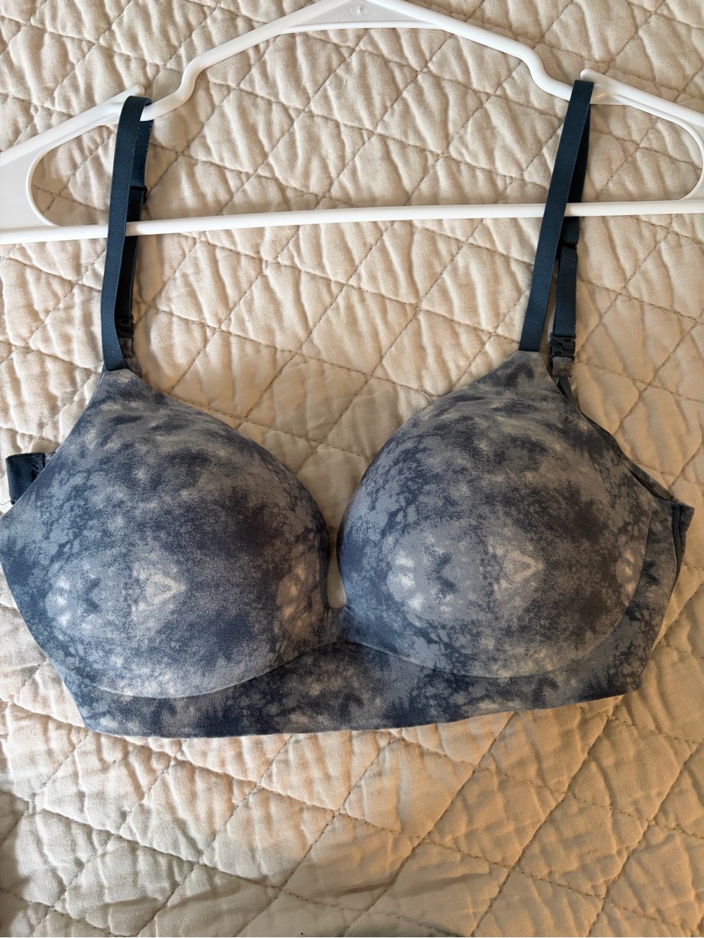 Incredible by Victoria's Secret Padded Wireless Bra 34C